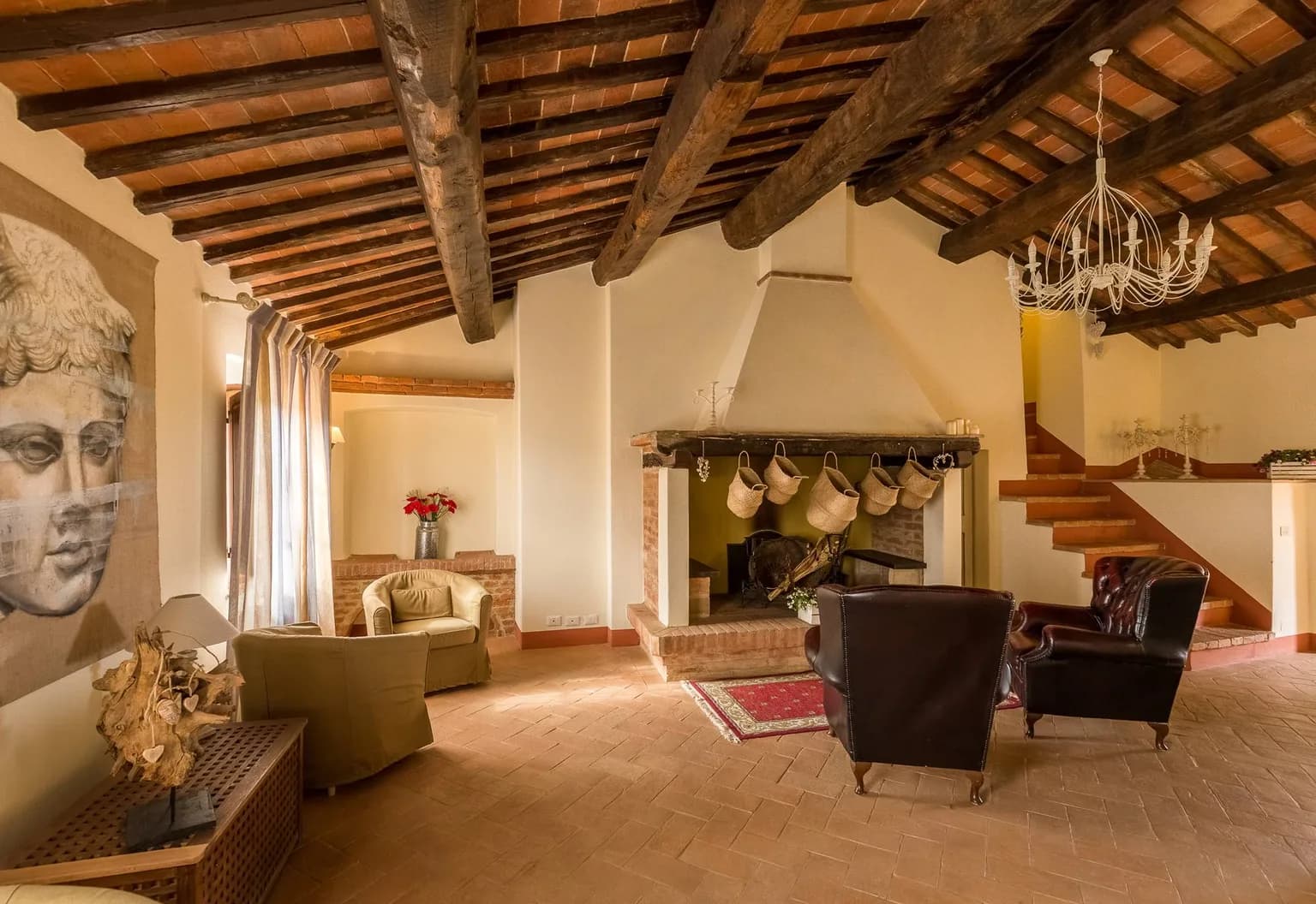 Le Torri di Porsenna spa hotel in Tuscany — direct bookings up 20 percent in the first month with a BYLT Media programme